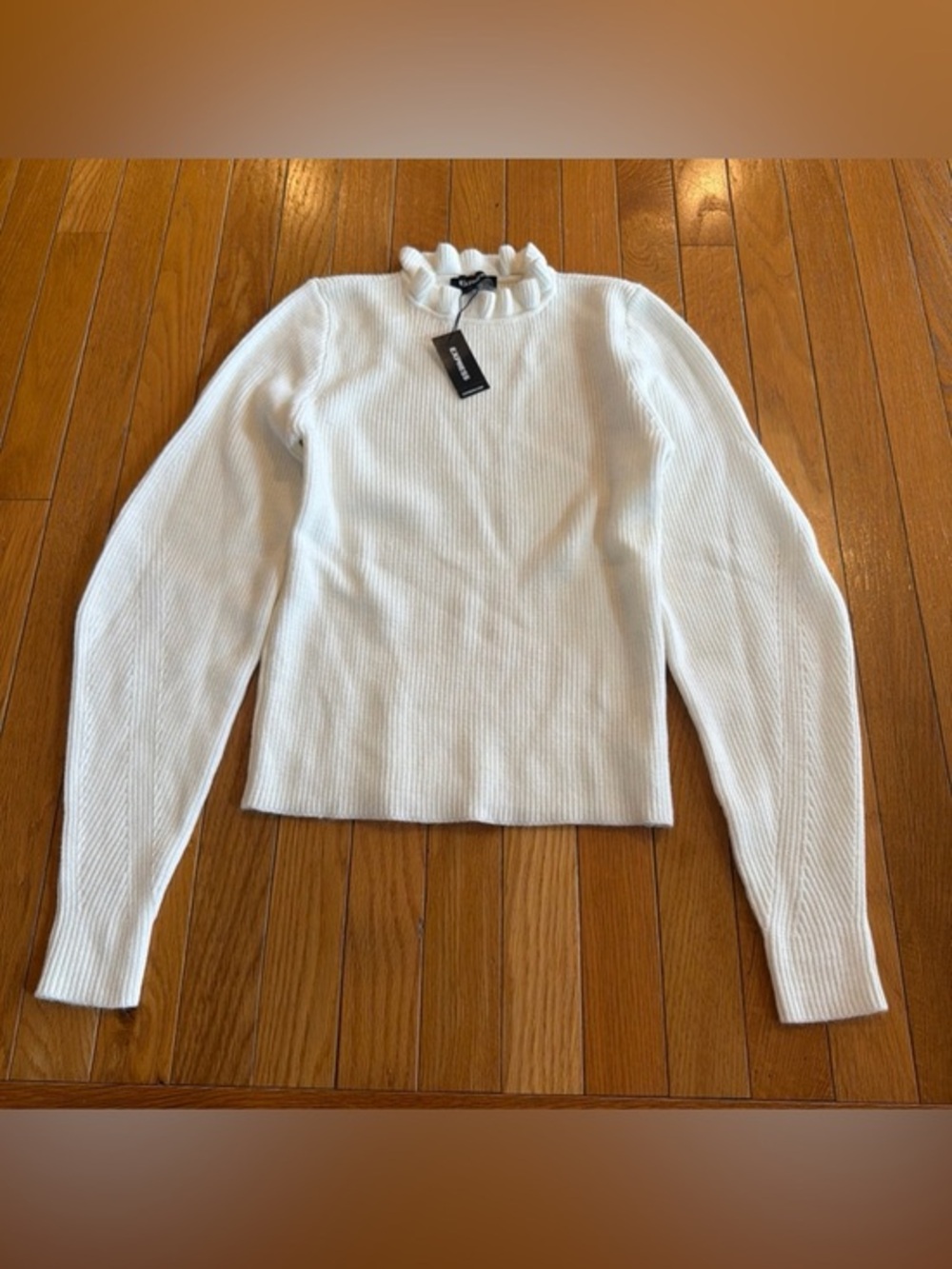 New NWT $68 Express White Ribbed Long Sleeve Mock Ruffle Neck Sweater Sz XS